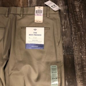 Men’s Khaki Pants